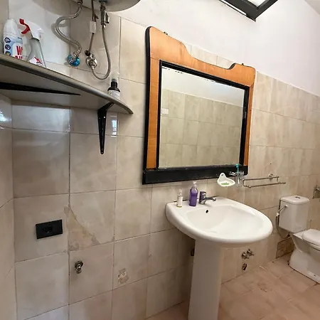 Auberge de jeunesse Alina *